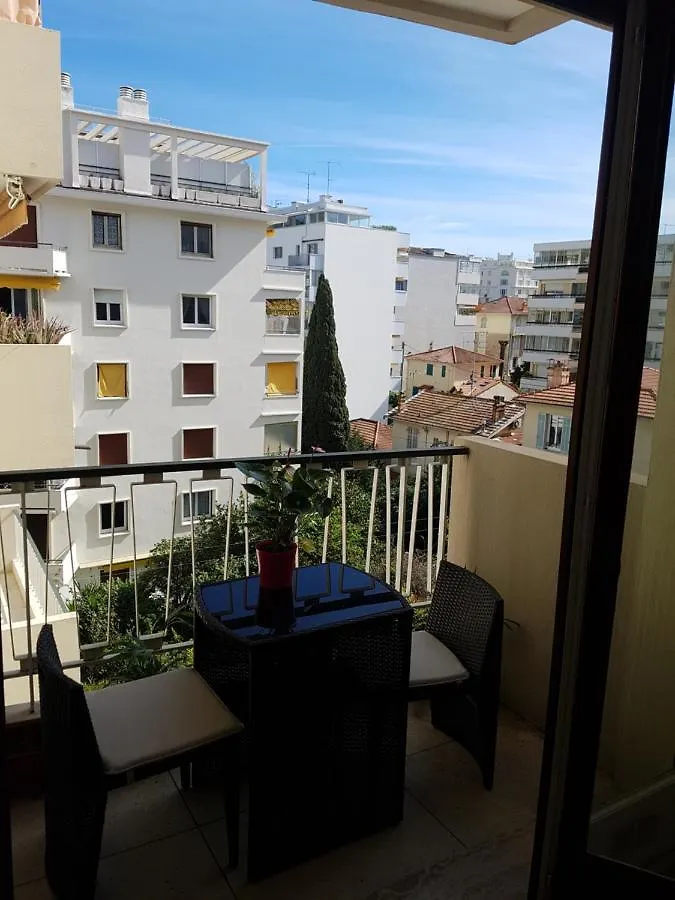 ++++ Renovated Cosy 50M2 Sunny Flat / Balcony / Close To Beach And To The Palais Des Festivals ++++ Cannes 0*,